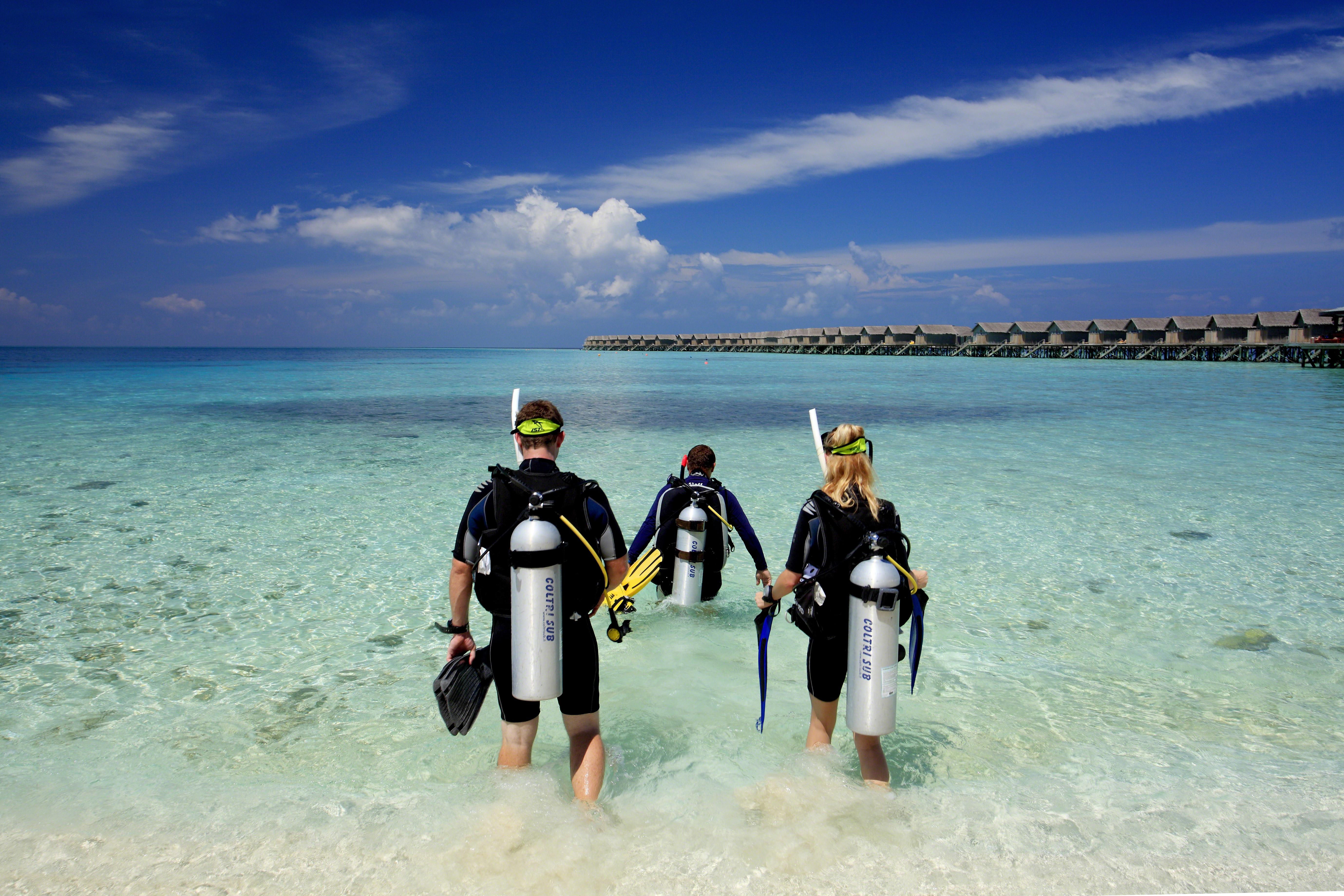 Centara Ras Fushi Resort & Spa Maldives (Adults Only) Мале Екстериор снимка